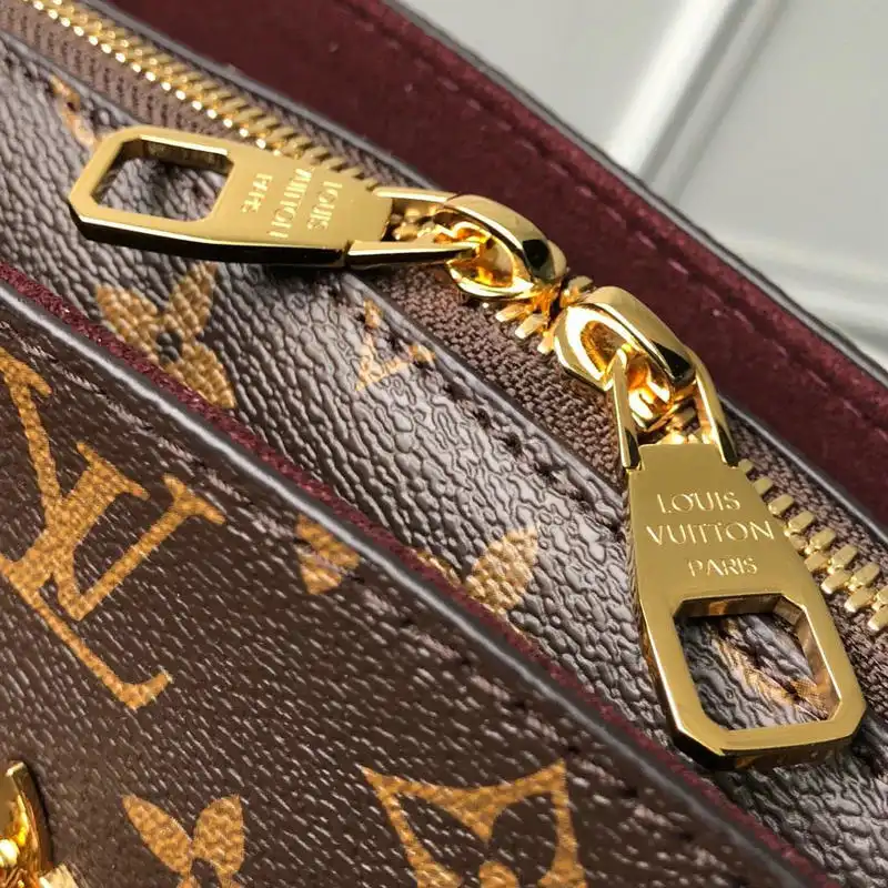 LV Bags 19T1L0162