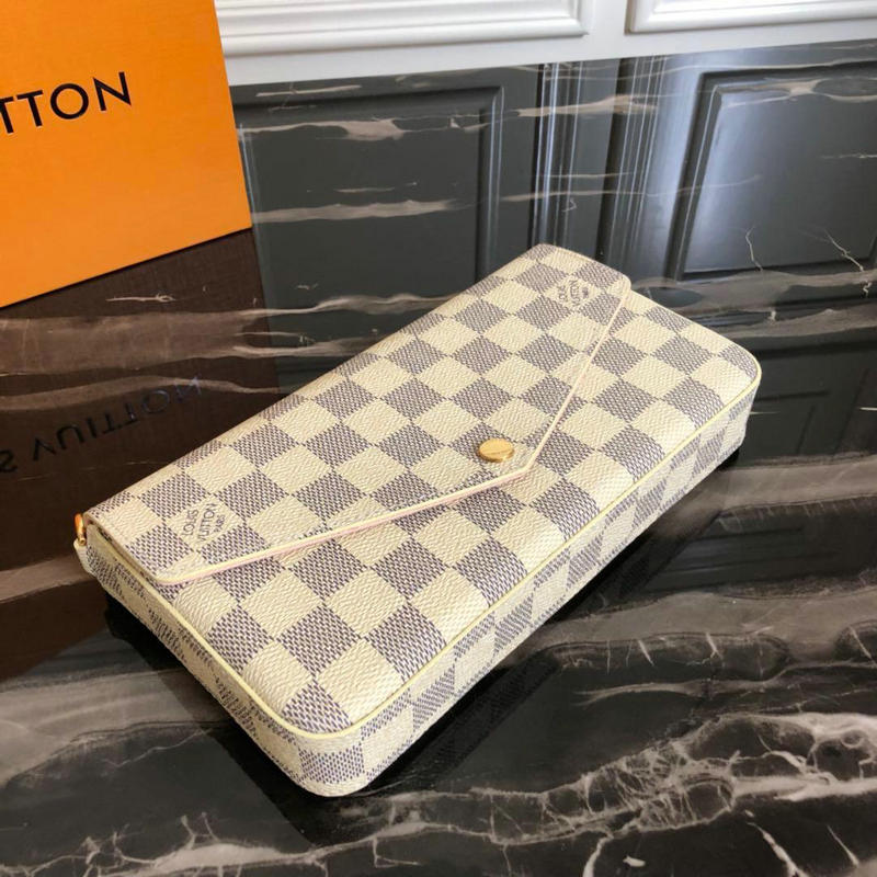 FASH LOUIS VUITTON Bags 19T1L0170