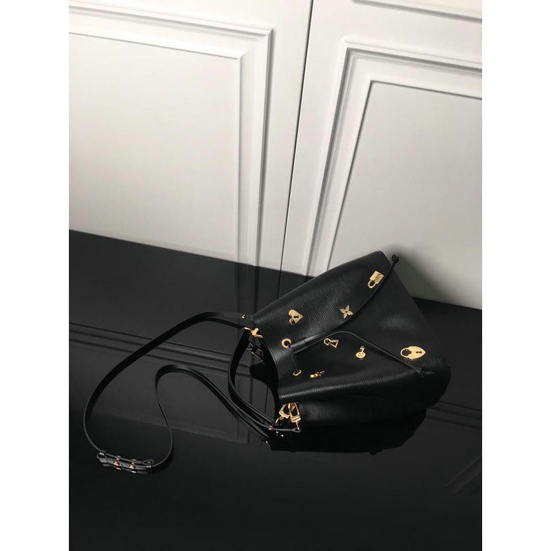 FASH LOUIS VUITTON Bags 19T1L0173