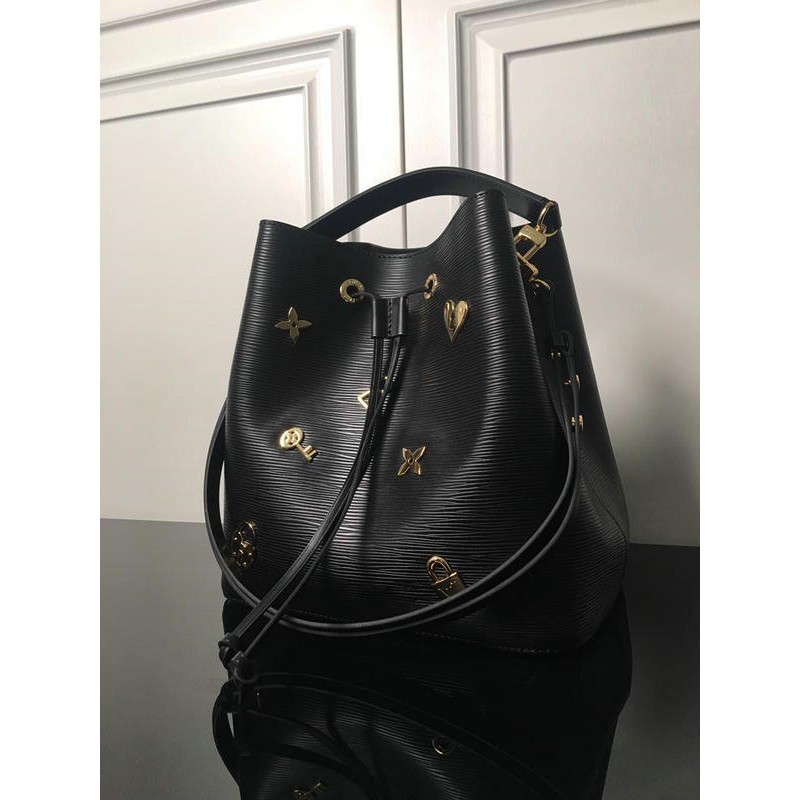 FASH LOUIS VUITTON Bags 19T1L0173