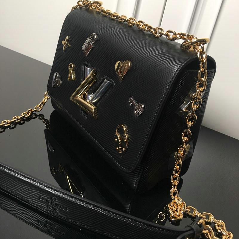 FASH LOUIS VUITTON Bags 19T1L0174