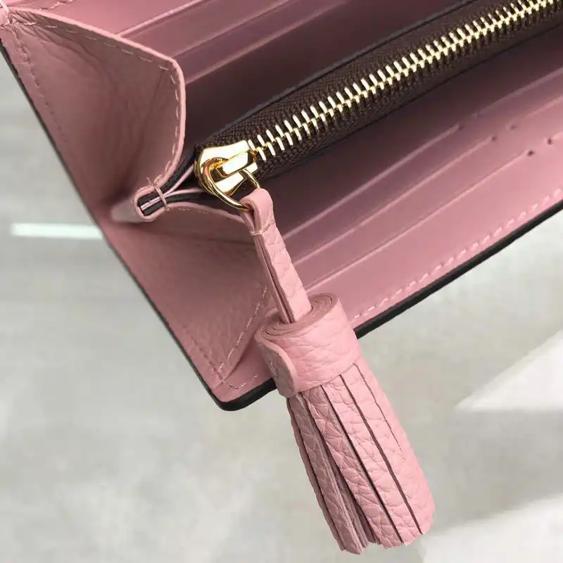 Fashionrepsfam ru LV Bags 19T1L0184