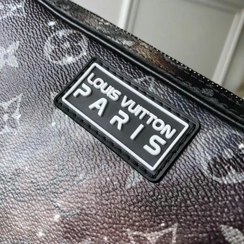 LV Bags 19T1L0206