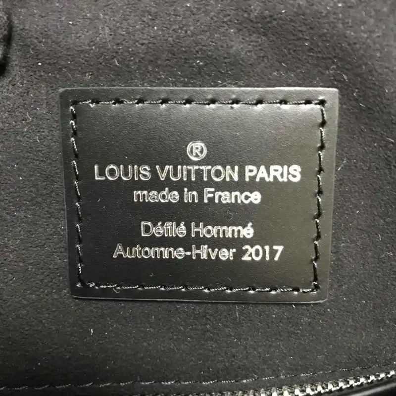 FASH LOUIS VUITTON Bags 19T1L0208