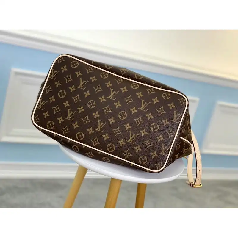 LV Bags 19T1L0215