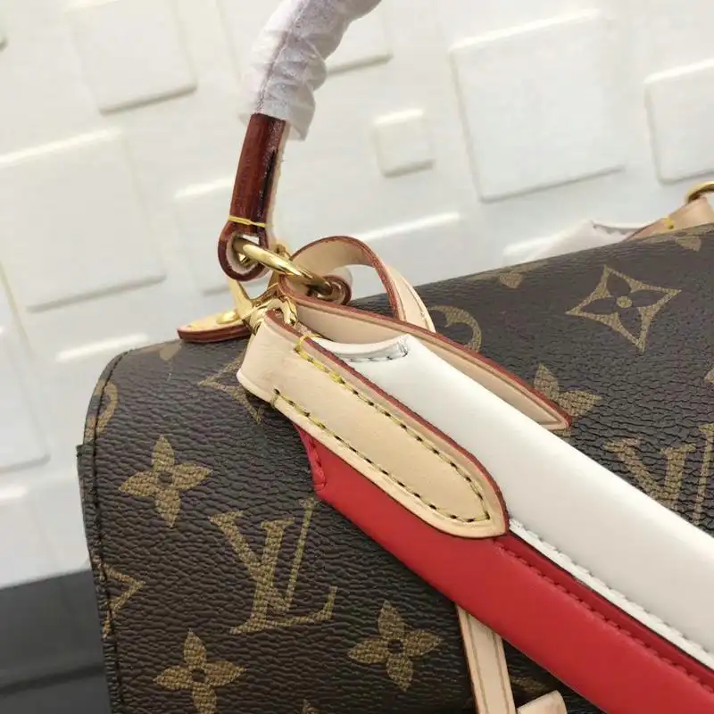 LV Bags 19T1L0224