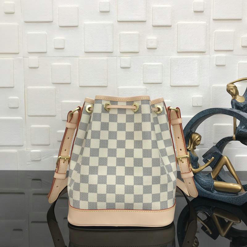 FASH LOUIS VUITTON Bags 19T1L0229