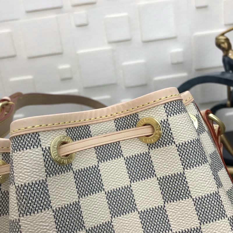 FASH LOUIS VUITTON Bags 19T1L0229