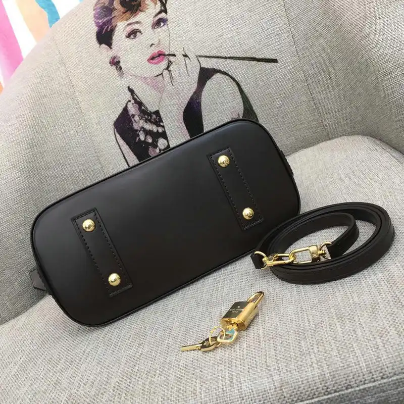 LV Bags 19T1L0251