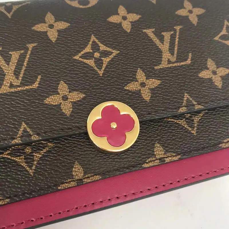 LV Bags 19T1L0258