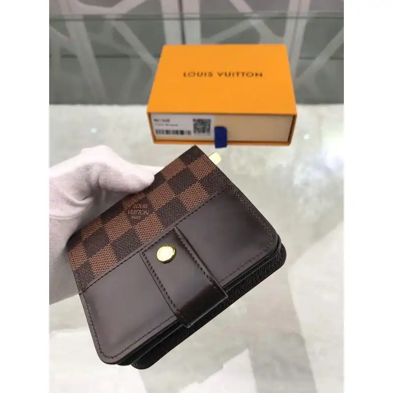 LV Bags 19T1L0268