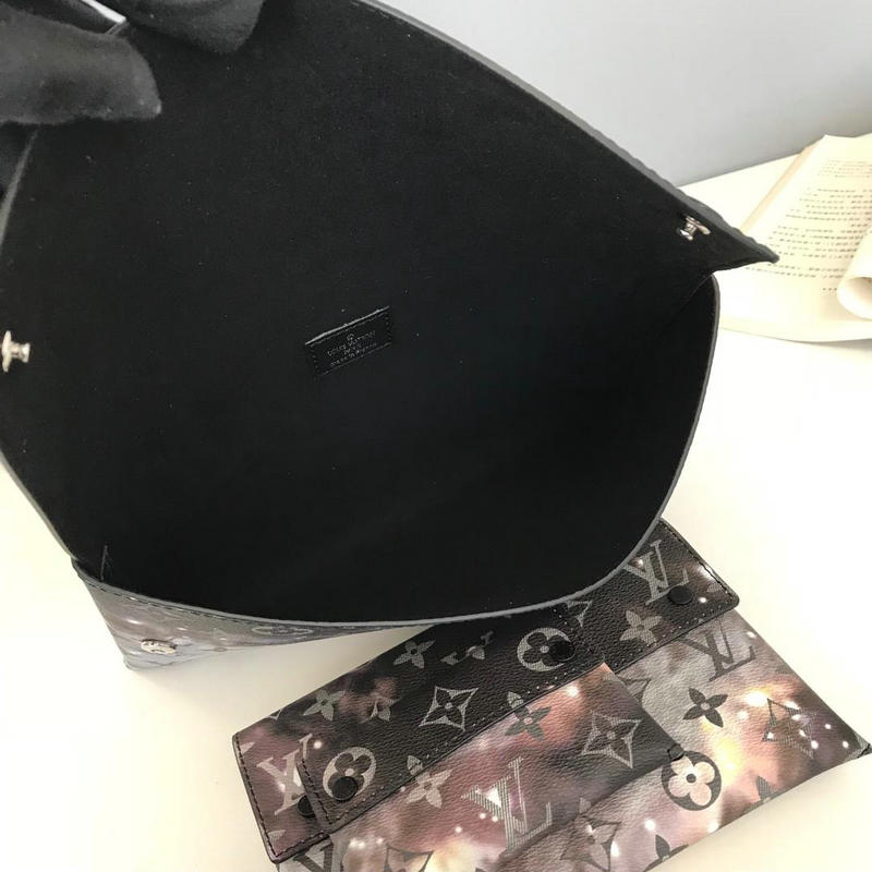 FASH LOUIS VUITTON Bags 19T1L0275