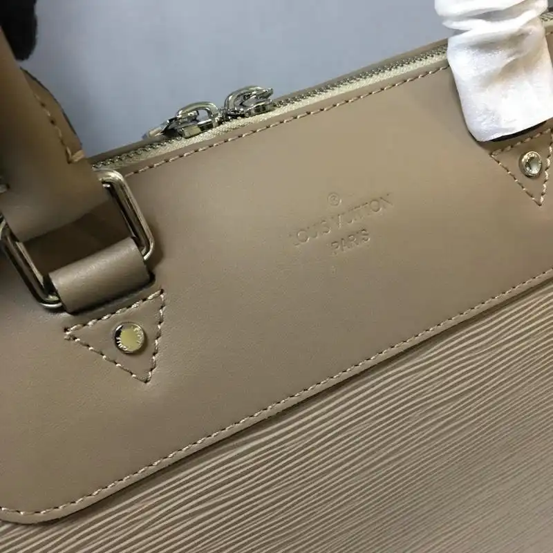 FASH LOUIS VUITTON Bags 19T1L0278