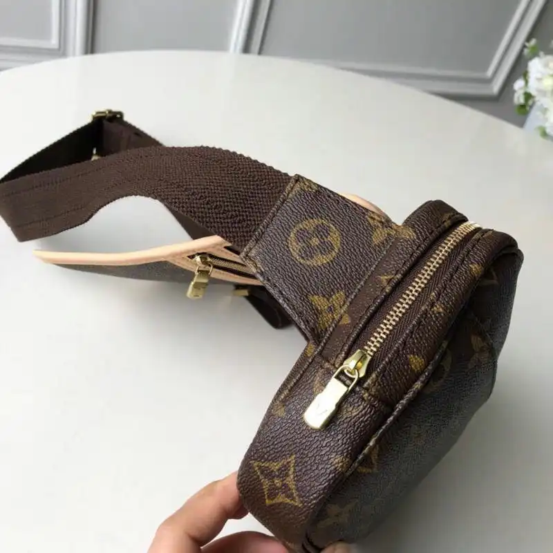 LV Bags 19T1L0302