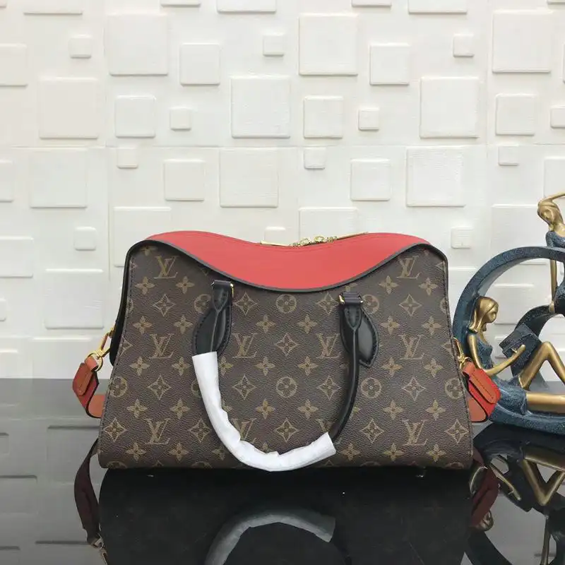 LV Bags 19T1L0331