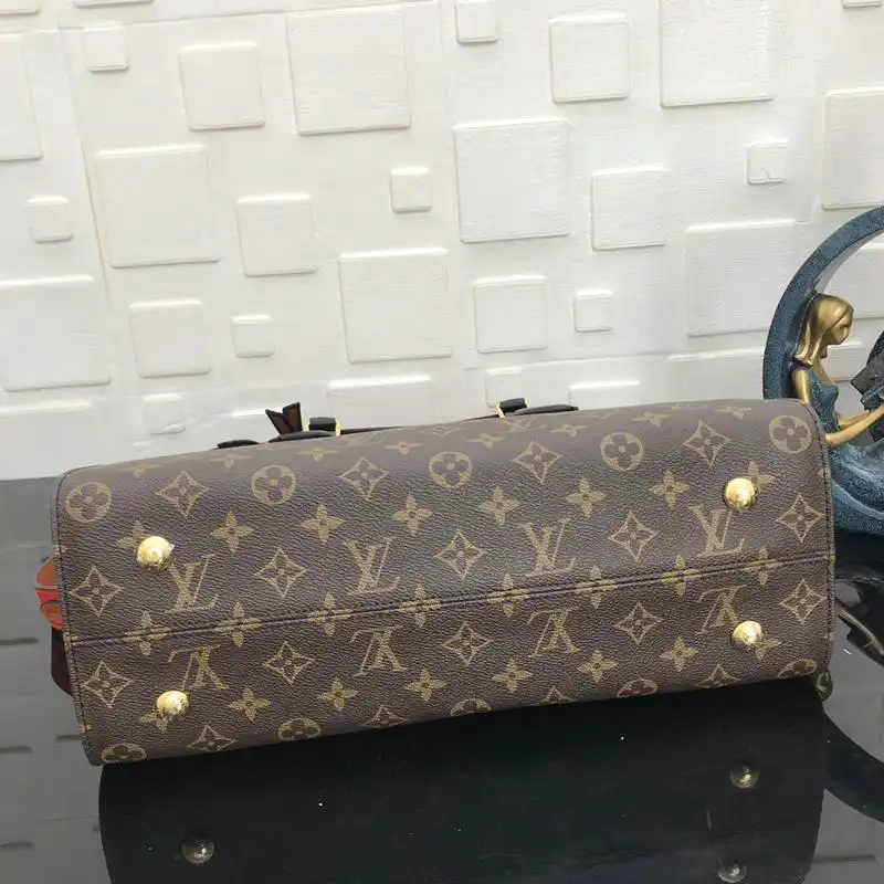 LV Bags 19T1L0331