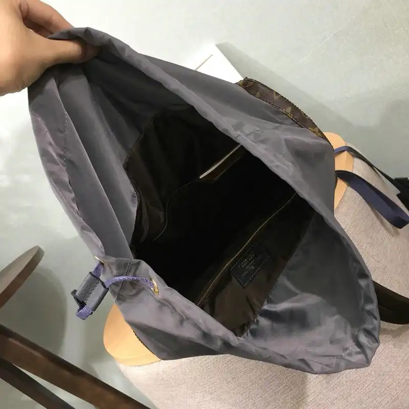 FASH LOUIS VUITTON Bags 19T1L0352