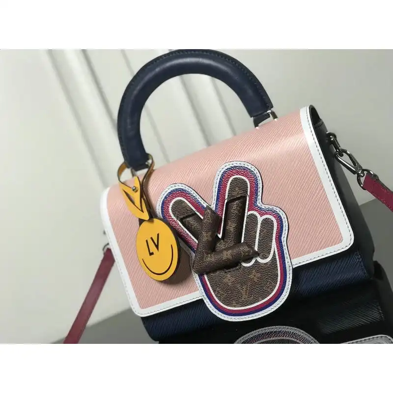 LV Bags 19T1L0356