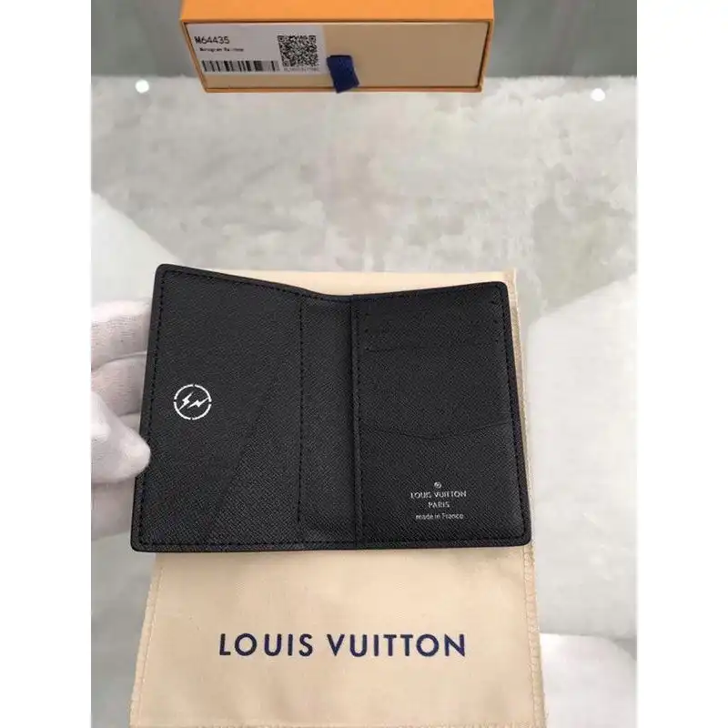 FASH LOUIS VUITTON Bags 19T1L0362