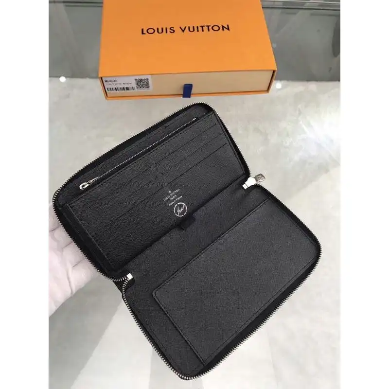 Fashionrepsfam ru LV Bags 19T1L0366