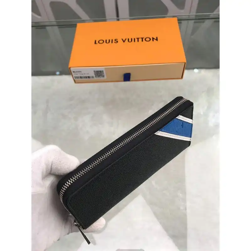 FASH LOUIS VUITTON Bags 19T1L0369