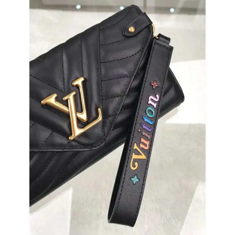 LV Bags 19T1L0370