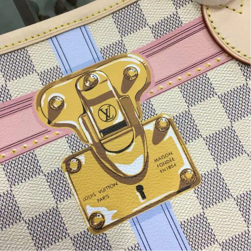 LV Bags 19T1L0389