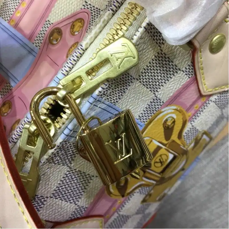 LV Bags 19T1L0390