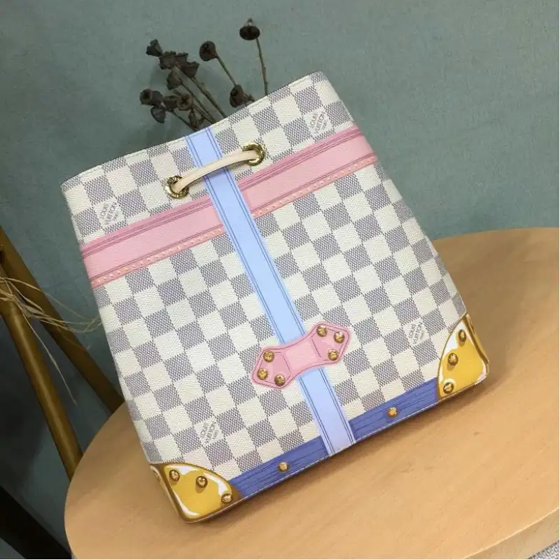 LV Bags 19T1L0391