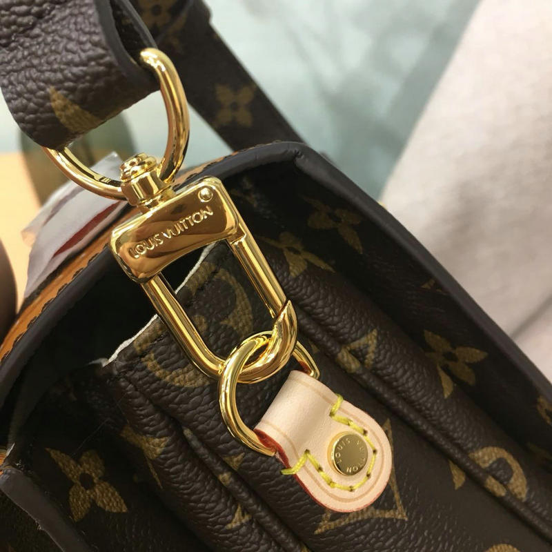 FASH LOUIS VUITTON Bags 19T1L0395