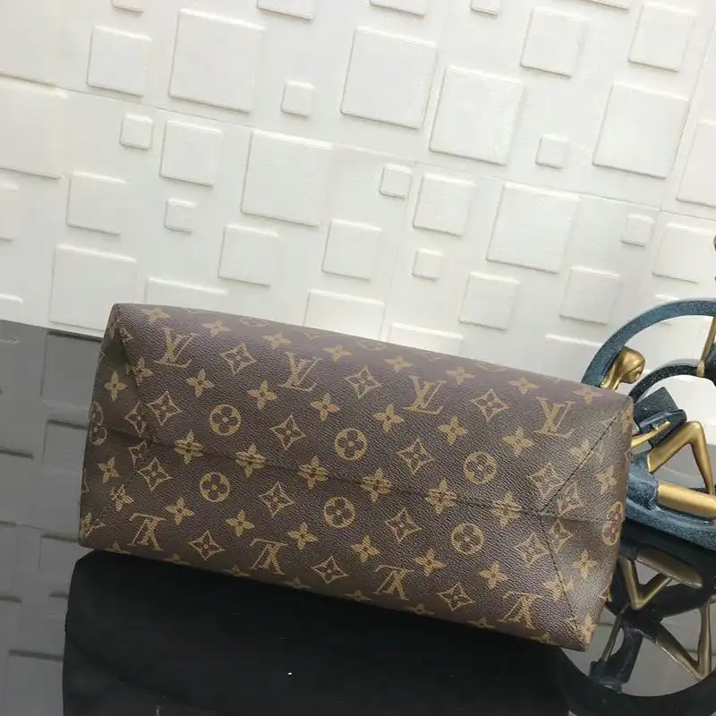 LV Bags 19T1L0398