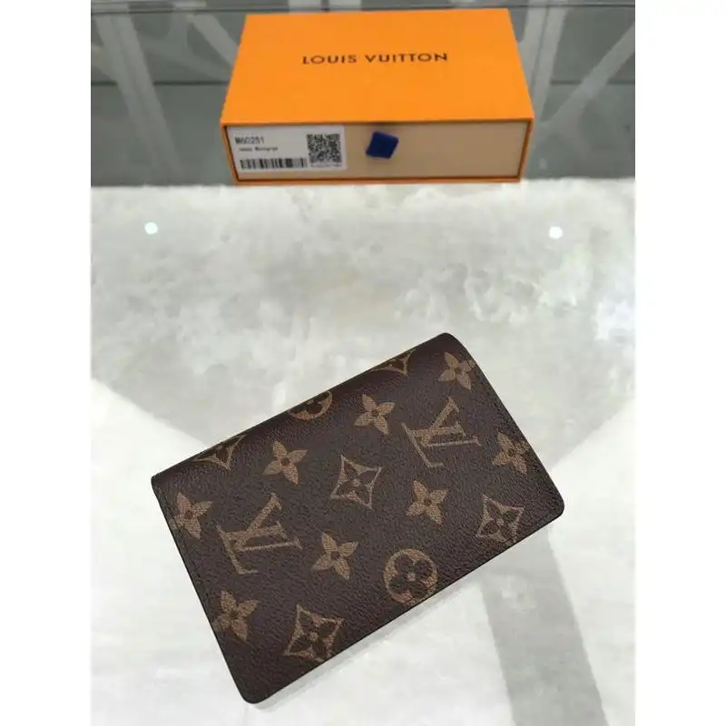 LV Bags 19T1L0412