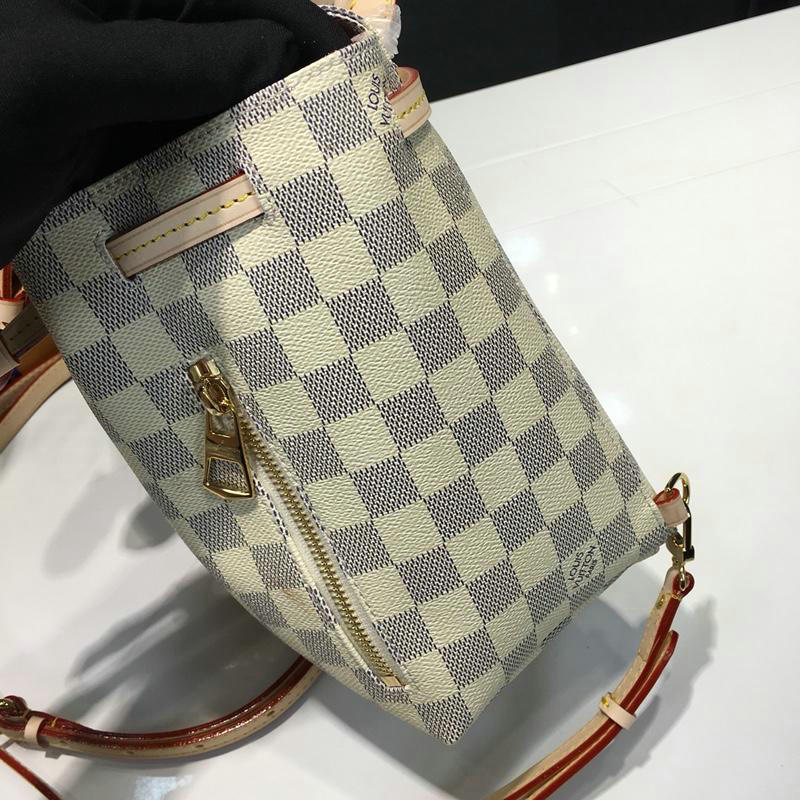 FASH LOUIS VUITTON Bags 19T1L0414