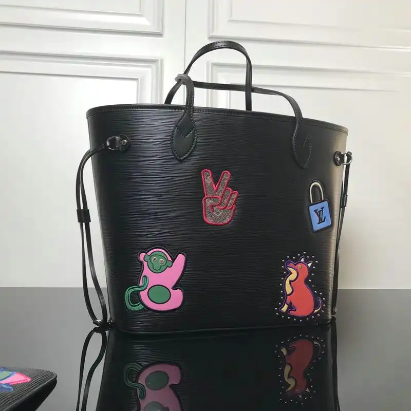 LV Bags 19T1L0419