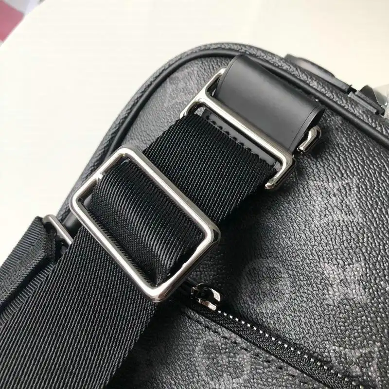 LV Bags 19T1L0421