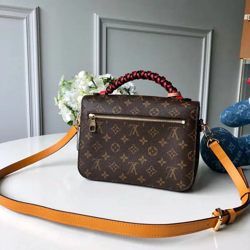 LV Bags 19T1L0427