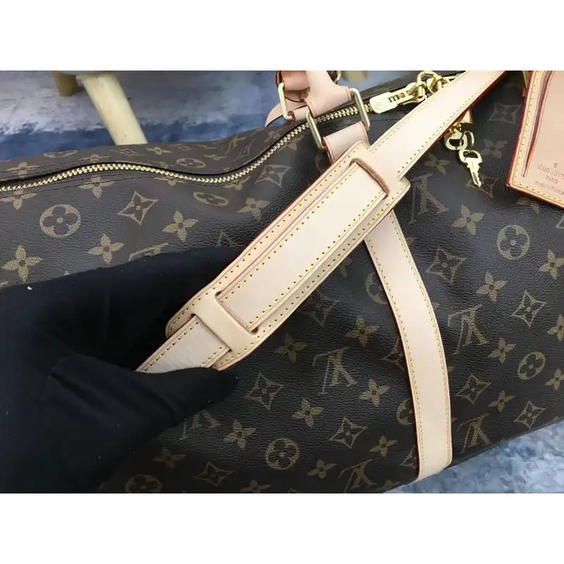 LV Bags 19T1L0434