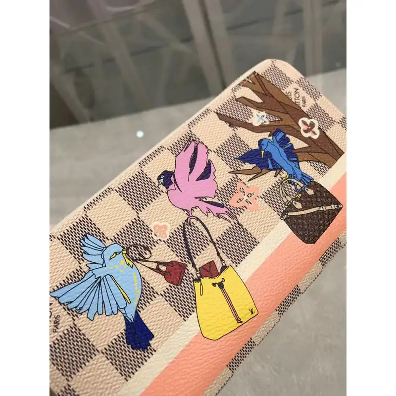 LV Bags 19T1L0442