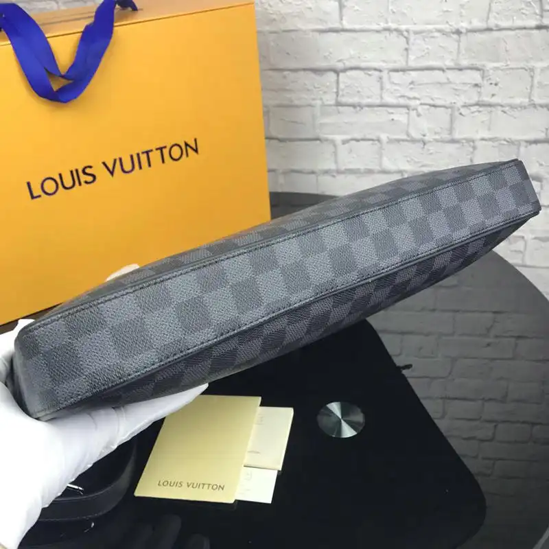 FASH LOUIS VUITTON Bags 19T1L0453