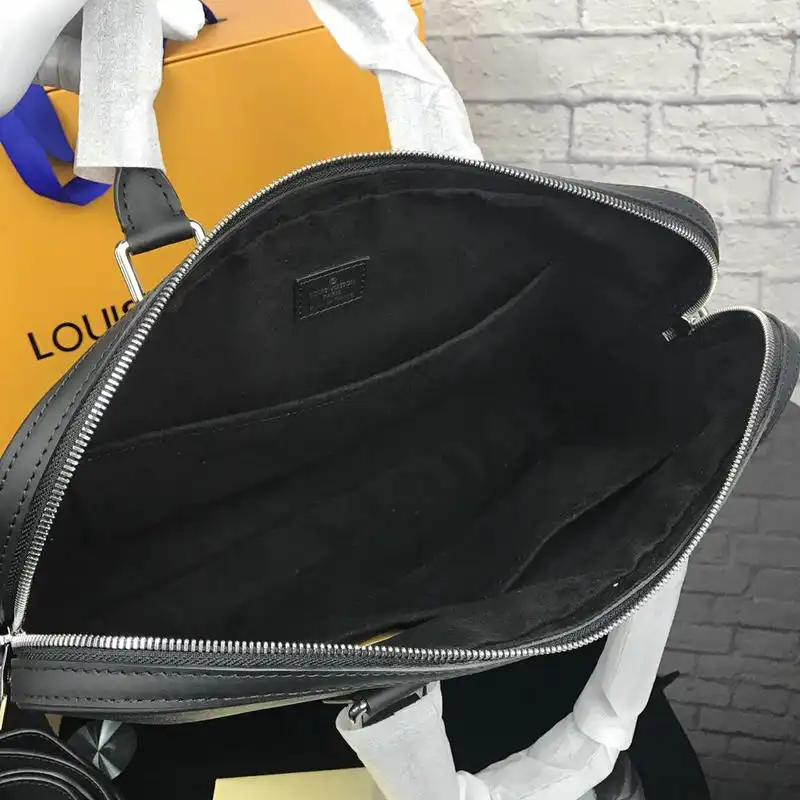 FASH LOUIS VUITTON Bags 19T1L0453