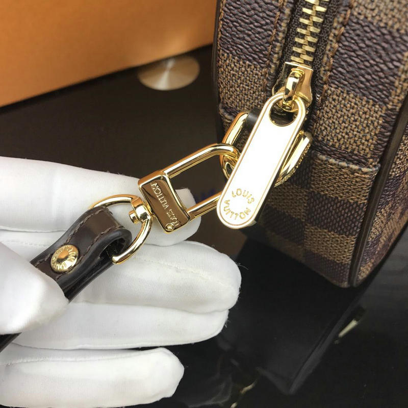 FASH LOUIS VUITTON Bags 19T1L0458