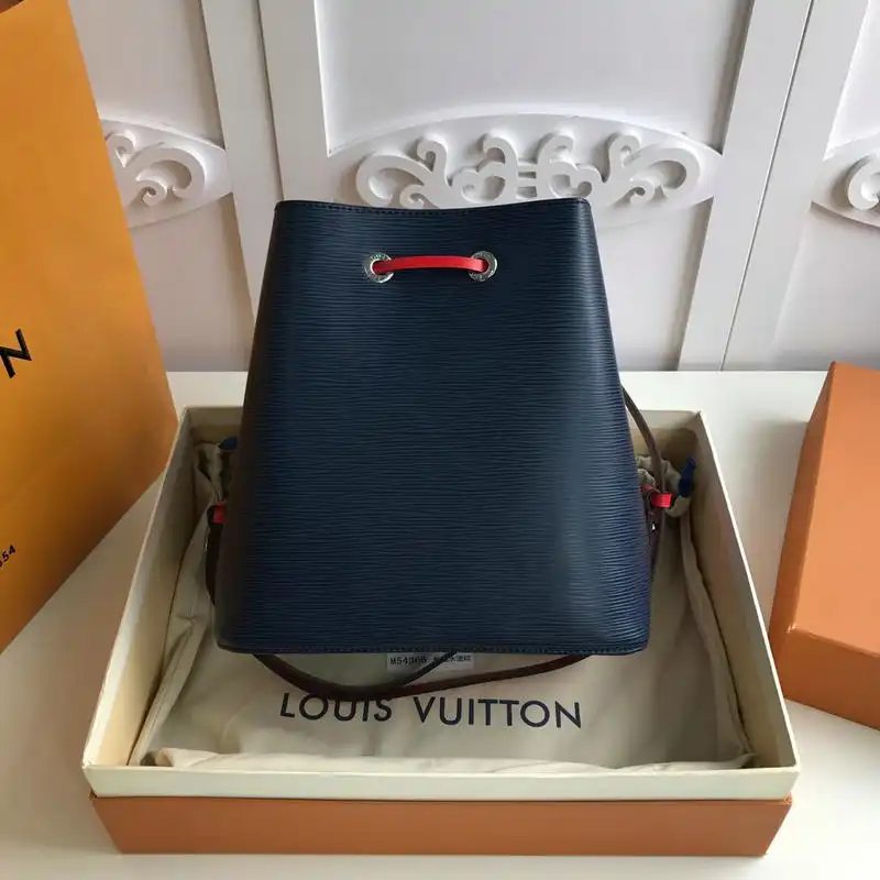 LV Bags 19T1L0459