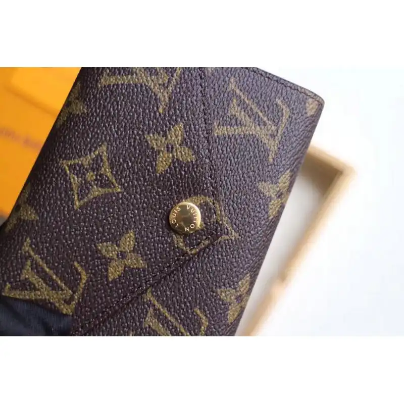 LV Bags 19T1L0474