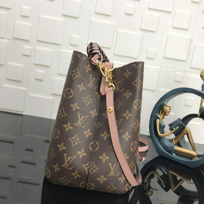 FASH LOUIS VUITTON Bags 19T1L0488