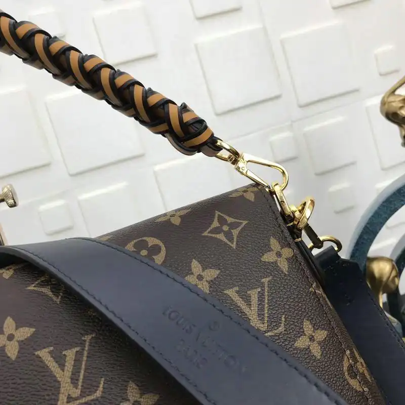 LV Bags 19T1L0500