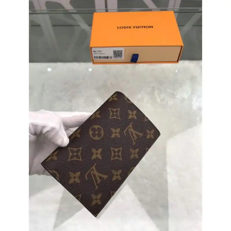 LV Bags 19T1L0505