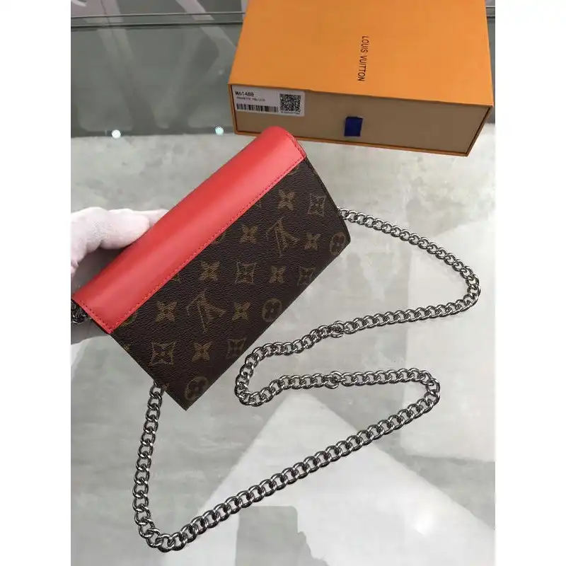 LV Bags 19T1L0517