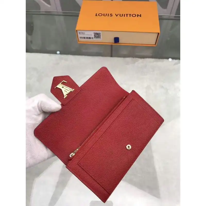 LV Bags 19T1L0518