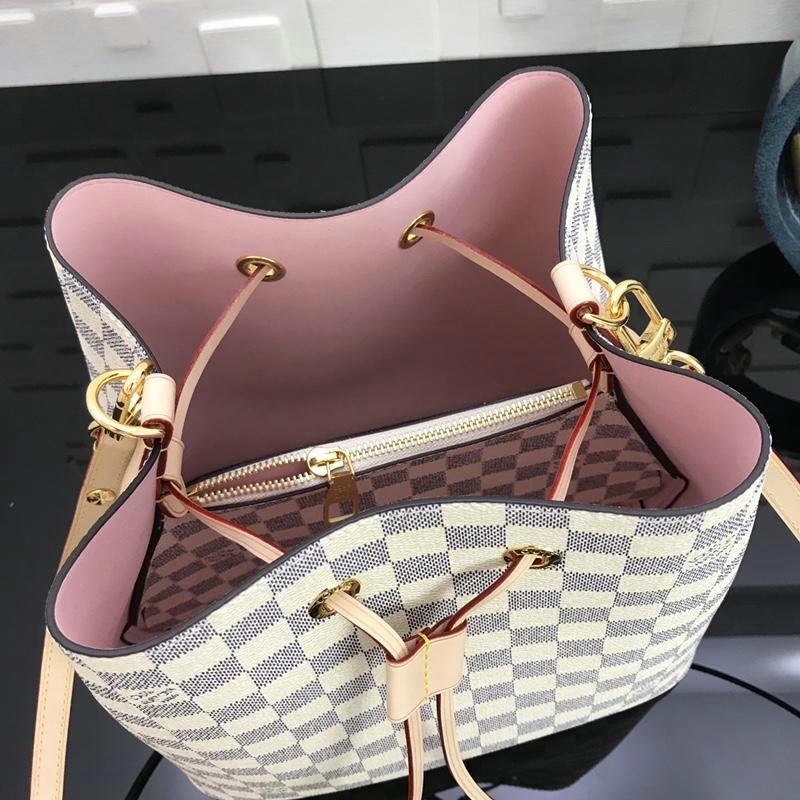 FASH LOUIS VUITTON Bags 19T1L0528