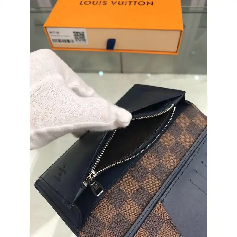 FASH LOUIS VUITTON Bags 19T1L0533